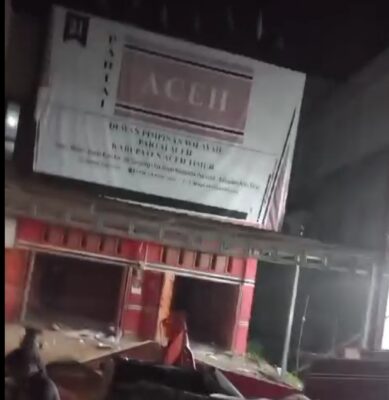 Situasi Politik Mulai Memanas, Kantor DPW Partai Aceh Kab Aceh Timur diduga di Rusak Massa