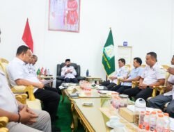 Sempat Terhenti Suplay Air Bersih Selama Sebulan, Bupati Al-Farlaky Panggil Direktur PDAM,