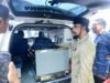 Bupati Al- Farlaky Serahkan 6 Armada Ambulans Baru untuk Puskesmas